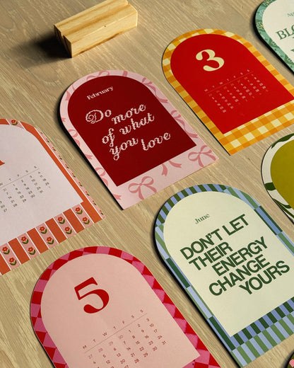 2026 Affirmations Calendar with Wood Stand